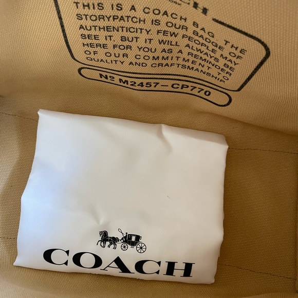 Coach Cargo Tote Bag with Leopard Print w/
Crossbody Strap & Dust Bag - NWT *** - Picture 5 of 5